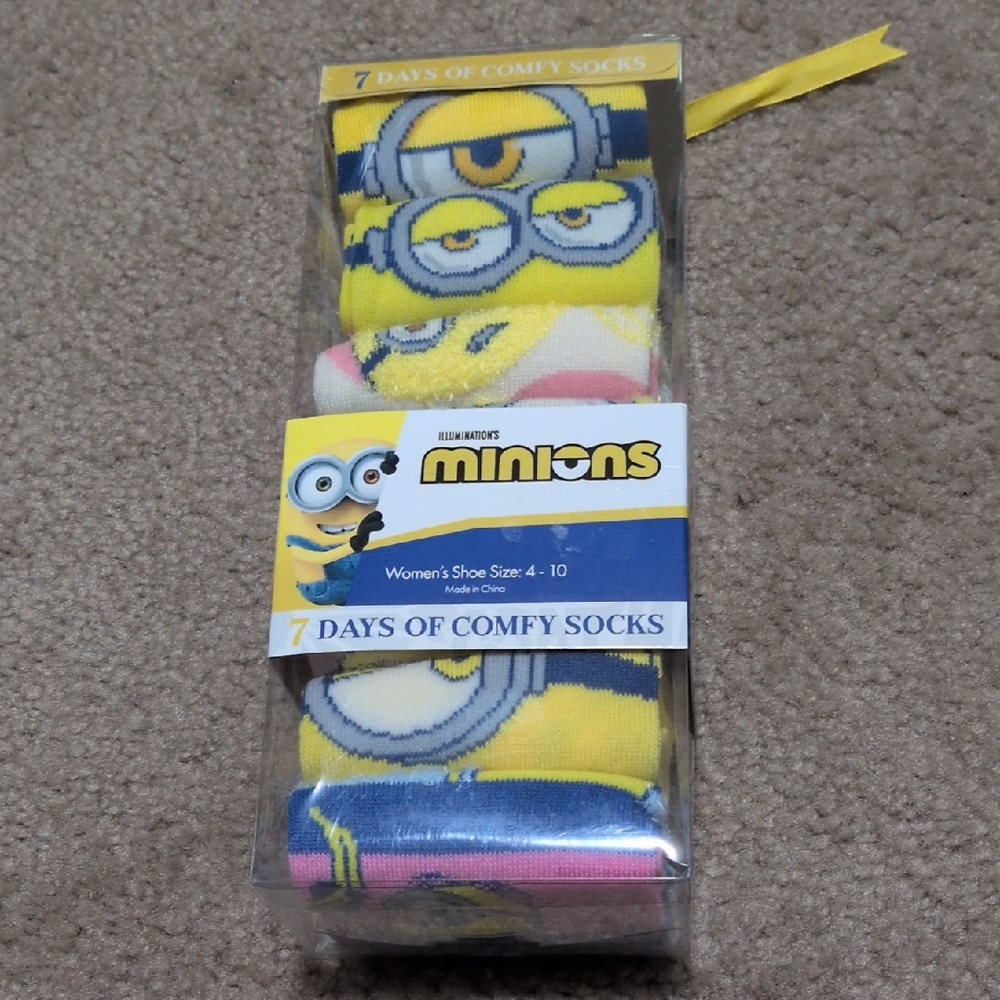 7 Pairs Of Minion Socks